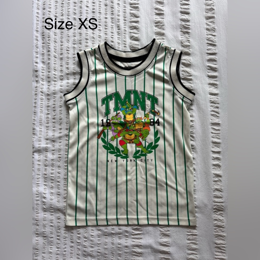 TMNT Ninja Turtles basketball jersey // kids size XS